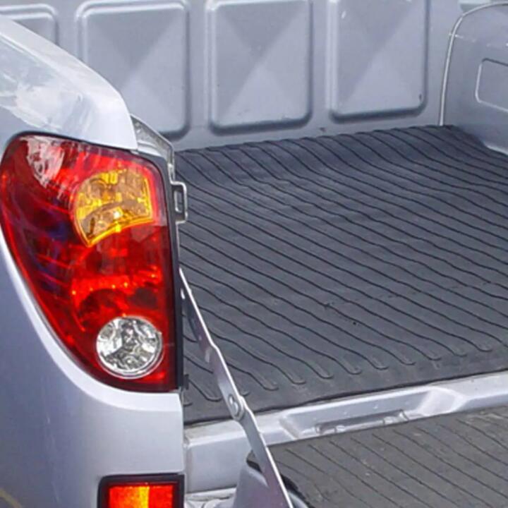 Bushranger Rubber Cargo Mat - Toyota Hiace LWD (04/05-05/19): Full Review and Value Guide